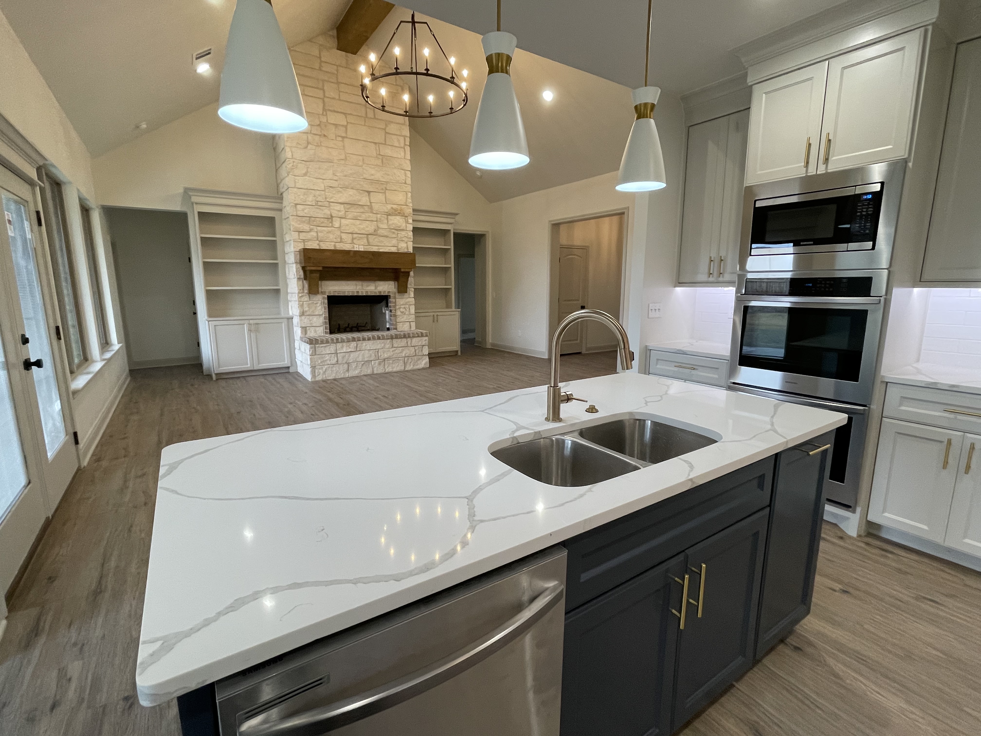 Finished custom home — Canyon, TX